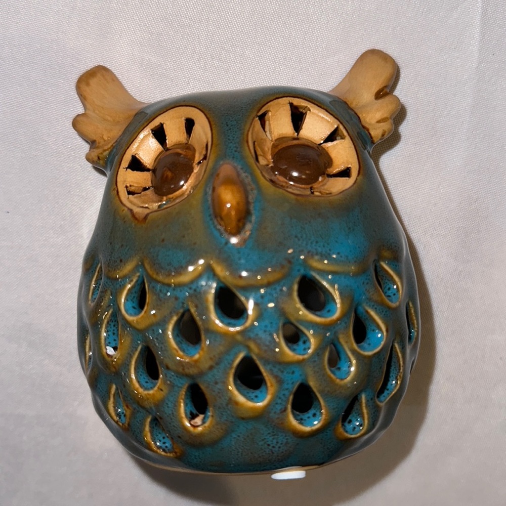 Owl candleholder